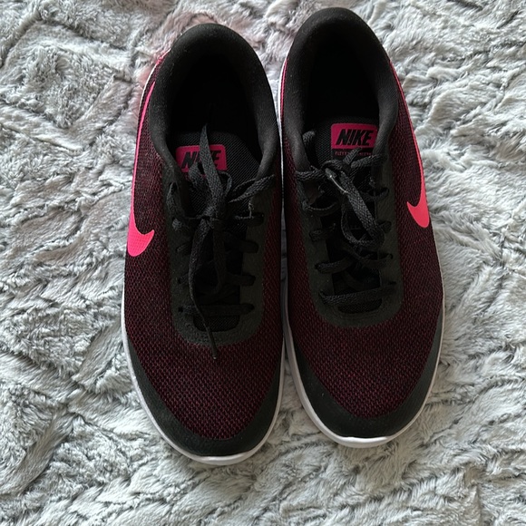 Nike Experience Run 7 - Picture 2 of 4